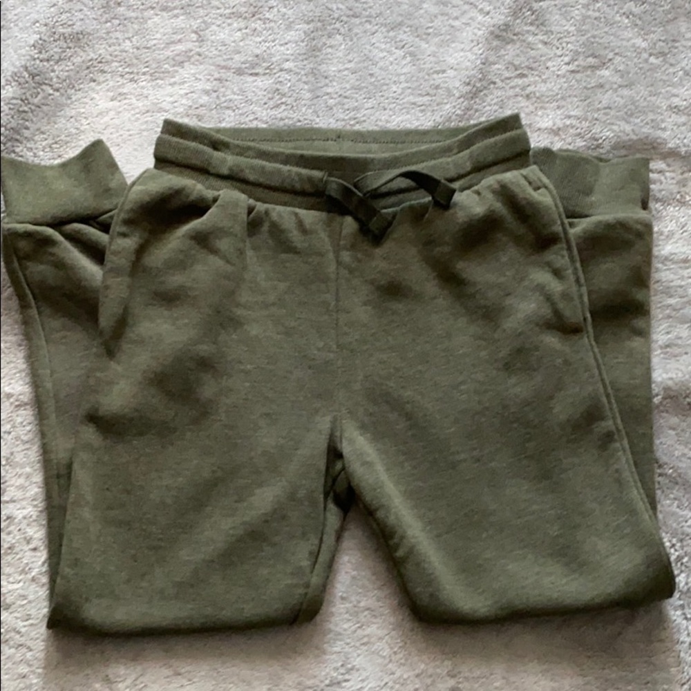 H&M’s Joggers
